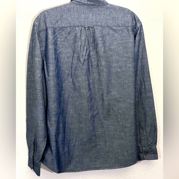 Old Navy Shirt XL Blue Linen & Cotton Blend Chambray Slim Fit Travel Outdoor - Picture 5 of 5